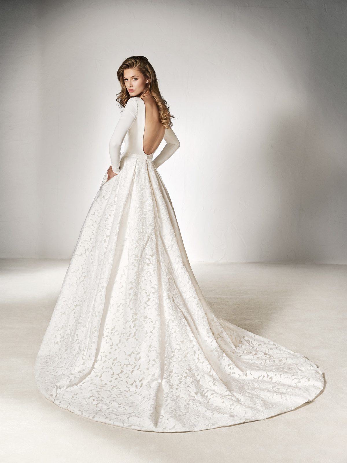 Mix Match Pronovias Body und Rock