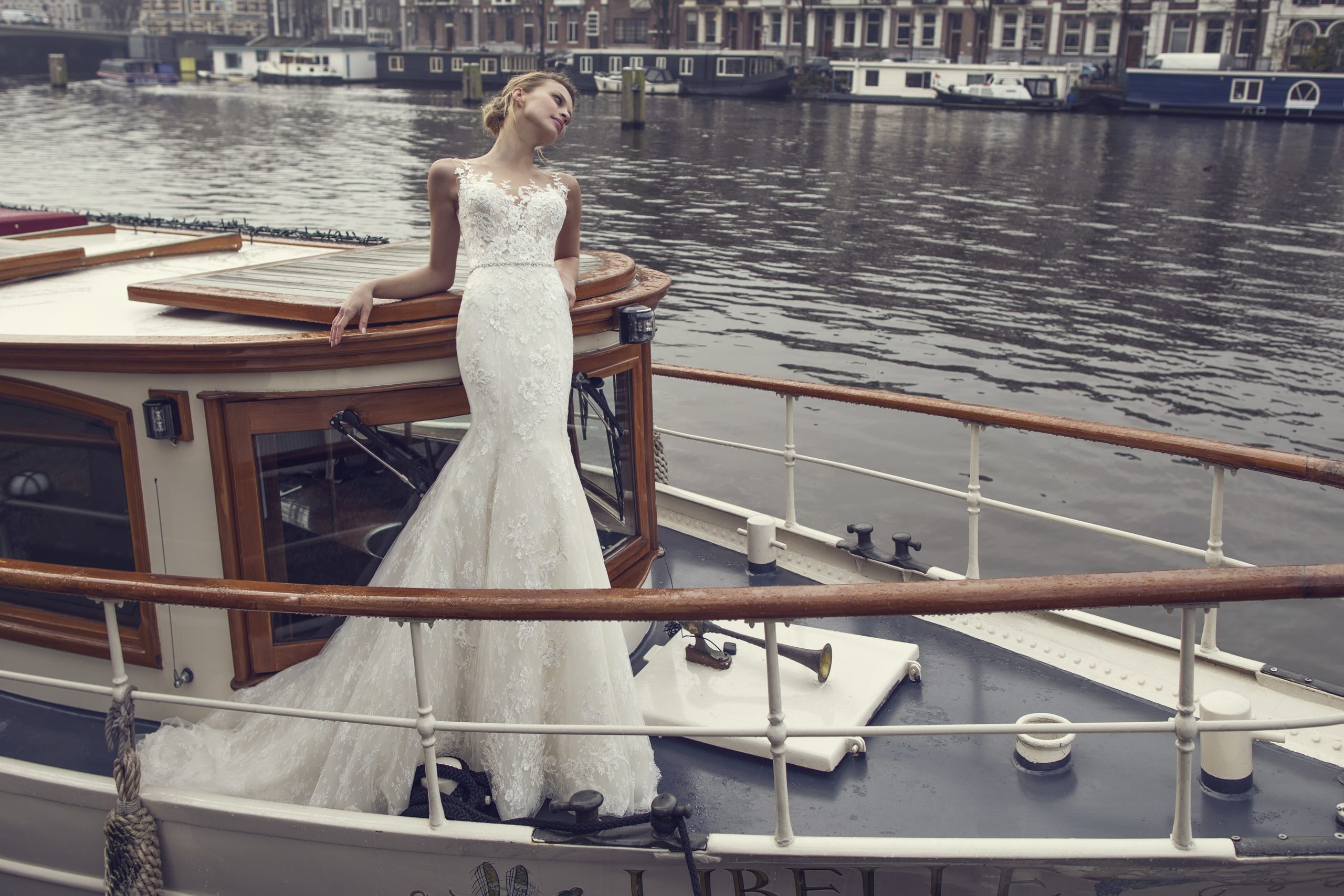 Outlet Modeca Brautkleider